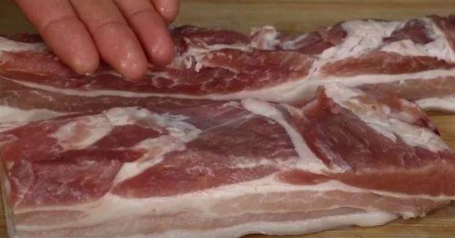 保存豬肉時，切記不要再直接放冰箱！肉店老板教我一招，吃起來跟鮮肉一樣