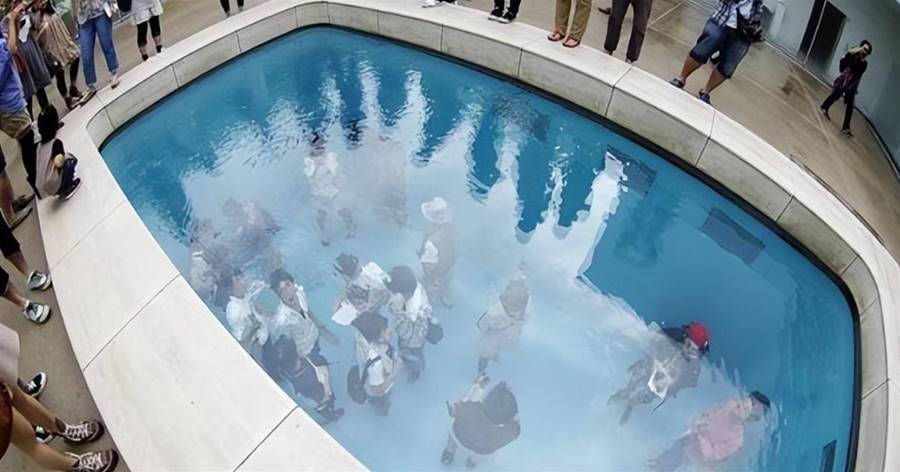日本「神秘」泳池：游客可在水底下游玩，為何衣服還不會被打濕？